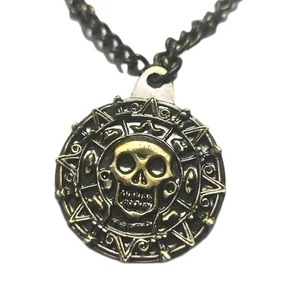 Disney Piratas del Caribe Azteca Oro Medallón Collar Utilería Réplica - Imagen 1 de 7