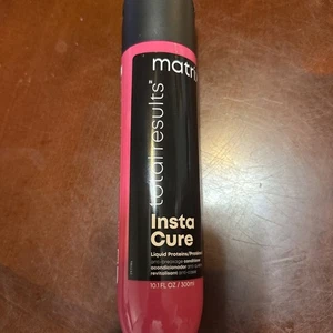 Matrix Total Results Insta Cure Anti-Breakage Conditioner 10.1 oz - Picture 1 of 1