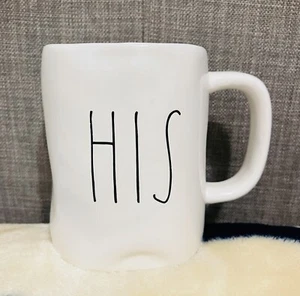 Rae Dunn von Magenta Collection Elfenbein Keramiktasse "SEIN" Wortlaut - Bild 1 von 1