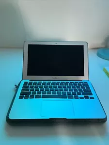 Apple MacBook Air A1370 11.6 inch Laptop - MC968LL/A (July, 2011) - Picture 1 of 6