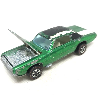 Hot Wheels Redline Custom T-Bird 1967 verde blanco interior Top negro Hong Kong Foto 1 de 4