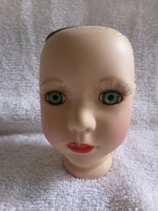 4" Tall Porcelain Doll Head With Full Facial Features & Eyelashes - Picture 1 of 8