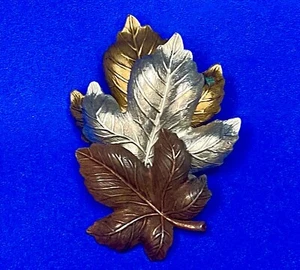 Three Colored Maple Leaves Vintage Figural Leaf Brooch Pin - Picture 1 of 11