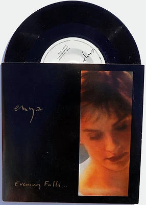 ENYA 7" Evening Falls / Oiche Chiun 1988 UK Orig Vinyl Card Sleeve MINT UNPLAYED Foto 1 de 4