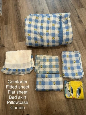 VTG 1998 Tweety Bird Twin Comforter Set Fitted Flat Pillowcase Skirt Curtain - Image 1 of 3