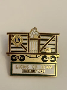 Lions Of Iowa 1982 Lapel Pin P111 - Picture 1 of 4