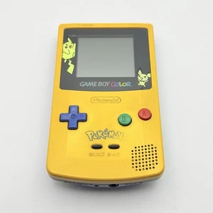 NINTENDO GAME BOY COLOR LIMITED POKÉMON PIKACHU EDITION - ORIGINALE - BUON STATO - Foto 1 di 7