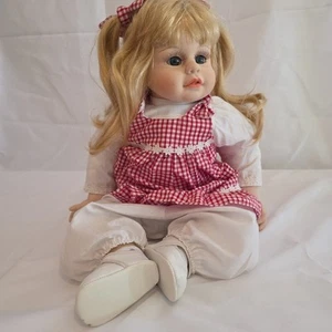 Vintage Weighted 2000 HERITAGE MINT BABY DOLL Blonde Porcelain Dress Eyelashes - Bild 1 von 7