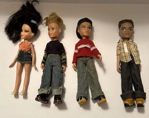 Bratz Boyz Lote Mixto 4 Muñecas De Colección 2001 2003 Y2K Ropa Cameron Dylan Yasmin - Imagen 1 de 6
