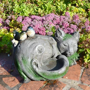 UNUSUAL CAT GARDEN ORNAMENT DRIFTWOOD EFFECT, LESS THAN HALF PRICE - Picture 1 of 8