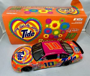 Ricky Rudd # 10 Revell Collection Give Kids the World 1:24 1999 Taurus - Picture 1 of 3
