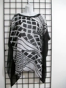 BLUSA CAPA CHICO'S 🌸 TALLA PEQUEÑA/MEDIANA==BLANCO Y NEGRO/TRANSPARENTE - Imagen 1 de 5