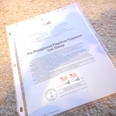 1st  Day Issue 1989-82 Souvenir Stamp Sheets Flag Over Yosemite & Aging Together - Image 1 of 2