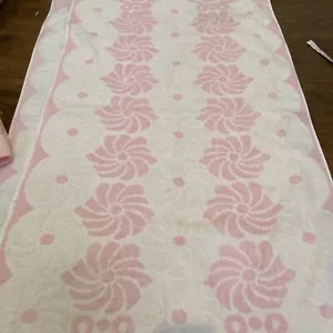 Vintage canon Flower Bath Towels 38x21" Set Of 2 Bonus Pipeline Pink Washcloths - Picture 1 of 4