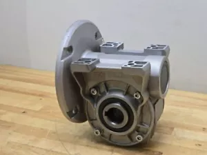Bonfiglioli Riduttori Riduttore Velocità Ingranaggio, Cambio, VF 49 A, P71 B5 B3, 60:1 - Foto 1 di 4