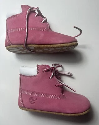 Nuevo con caja Botín de cuna Timberland para bebé/niño pequeño con sombrero TB09680R M/M rosa Foto 1 de 4