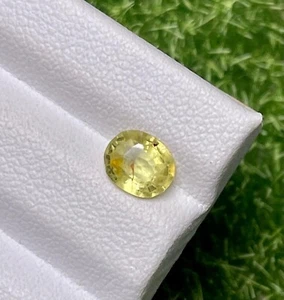0.921ct Wonderful 100% Natural yellow Sapphire Loose Gemstone - Picture 1 of 3