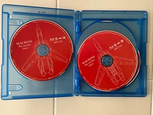 Macross Blu-Ray Box (4 DISCS ONLY) LIKE NEW CONDITION - Picture 1 of 1