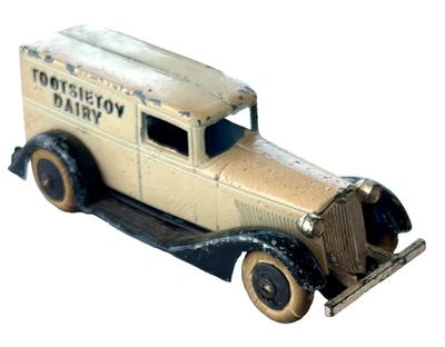 Vintage Tootsietoy Dairy Truck Vintage Diecast Toy Delivery Van - Image 1 of 4