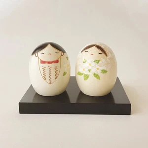 Japanische KOKESHI Holzpuppe Braut Bräutigam Happy Wedding Usaburo Made in Japan  - Bild 1 von 4