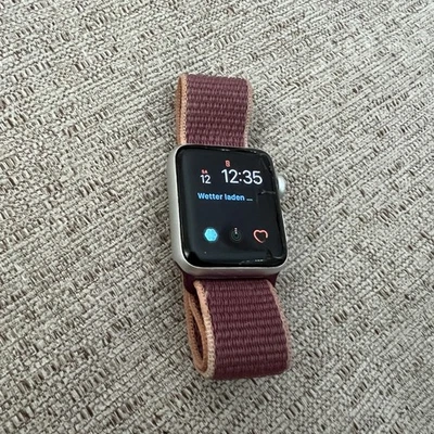 Apple Watch Series 2 38mm Aluminium - Bild 1 von 4