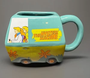 Fioriera tazza ceramica 3D SCOOBY DOO Mystery Machine 20 oz stile vintage 4"x7" - Foto 1 di 6