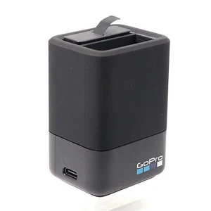 Original GoPro Dual Battery Charger Genuine for GoPro HERO7 HERO6 HERO5 Black - Photo 1 sur 5