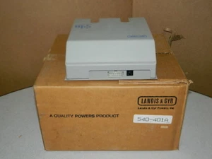 NEW SIEMENS LANDIS & GYR 540-401A SYSTEM 600 TERMINAL BOX CONTROLLER HVAC - Picture 1 of 3