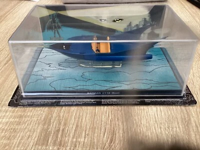 BATMAN #112 BOAT DIE-CAST MODEL - Image 1 of 4