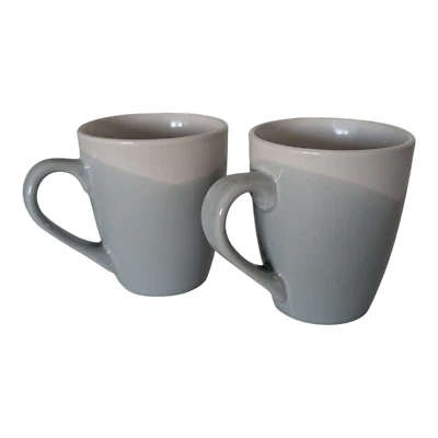 Кофейные кружки American Atelier Oasis Stoneware набор из 2 светло-голубых и белых конических ободков - Изображение 1 из 4