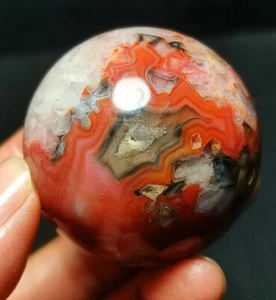 TOP 125,6 g natürliche polierte Seide gebänderte Spitze roter Achat Kristall Kugel Heilung R113 - Bild 1 von 13