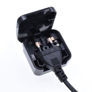 EU Euro 2 Pin to UK 3 Pin Plug AC Universal Adapter Travel Converter European
