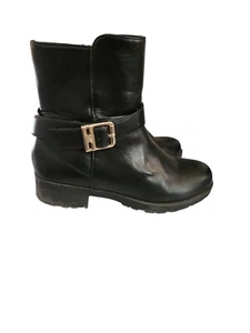 Michael Kors Boots - Picture 1 of 4