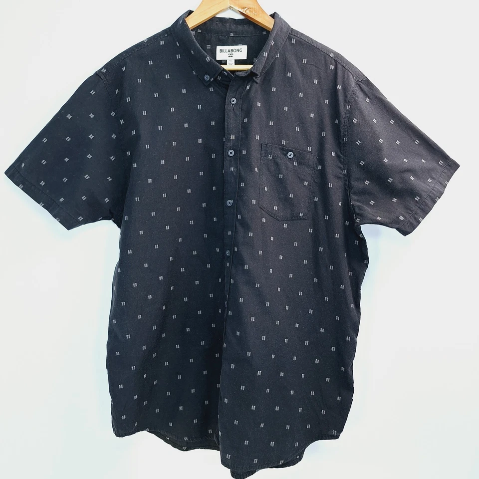 Billabong Button Up Shirt Mens Size XL Black Short Sleeve Collar Casual - image 1 of 4