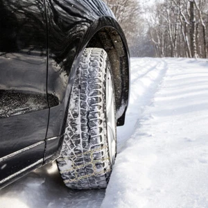 SUV Snow Chain Snow Survival Tire Cable 3 Chains Balance Design Ice Chain - Picture 1 of 10