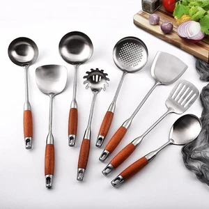 Juego de utensilios de cocina de acero inoxidable con mango de madera, 8 piezas meta... - Imagen 1 de 8