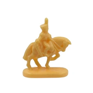RISK Replacement Piece Part Yellow Army CAVALRY Single One Piece 1998 Board Game - Picture 1 of 2