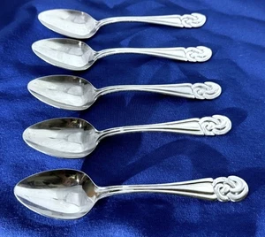Essentials ESN2 Stainless, Japan, Knot End - Set of 5 Place Spoons 7 1/2" - Picture 1 of 1