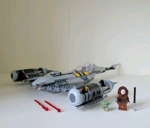 LEGO Star Wars (75325) The Mandalorian's N-1 Starfighter - Picture 1 of 17