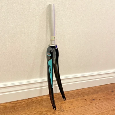 Bianchi Carbon Fork Celeste Green 1 1/8" Threadless Road Bike - Image 1 of 4
