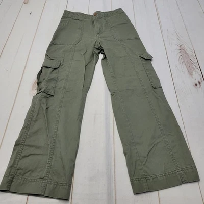 Pantalones militares utilitarios Abercrombie and Fitch de tiro alto verde cargo pierna recta  Foto 1 de 4