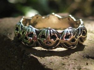 Metaphysical Black Moon Witches Sacred Samhain Pumpkin of VAST Powers - Picture 1 of 4