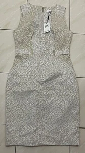 Vestido Calvin Klein talla 6 precio de venta sugerido por el fabricante $129 - Imagen 1 de 4