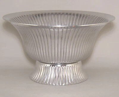 Compote Bowl Vase Polished Aluminum Revere Fluted 12"Dia 7"High Foto 1 de 3