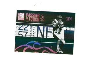 2005 Donruss Elite Passing the Torch Green #PT13 Cris Collinsworth /500 Bengals - Foto 1 di 2