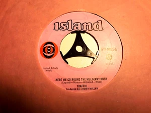 45rpm vinyl record....Traffic....Here We Go Round The Mulberry Bush....60s Pop - Picture 1 of 1