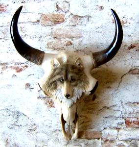 Schädel mit Wolfskopf H:40cm Bullenschädel Geweih Stier Kopf Hörner Bisonschädel - Bild 1 von 3
