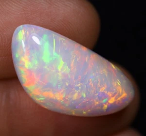 10.09 Carat 24.7x12.6x6.7mm White Base Natural Ethiopian Fire Opal Cabochon USA - Picture 1 of 4