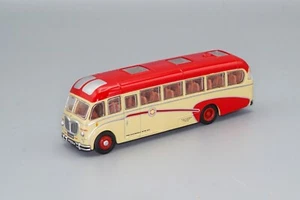 EFE 18709 Bedford Vega Premier Watford - Picture 1 of 7