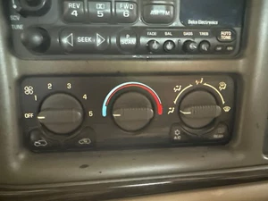 2002 GMC Sierra OEM Climate Control Assembly Tested 15054698 - Picture 1 of 12